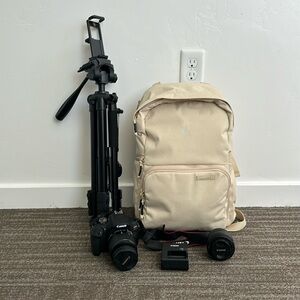 Like New Canon EOS Rebel T7 camera set up! 50mm lens/Tripod/Brevite Backpack ✨✨